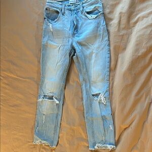 Abercrombie & Fitch High Rise Mom Jeans